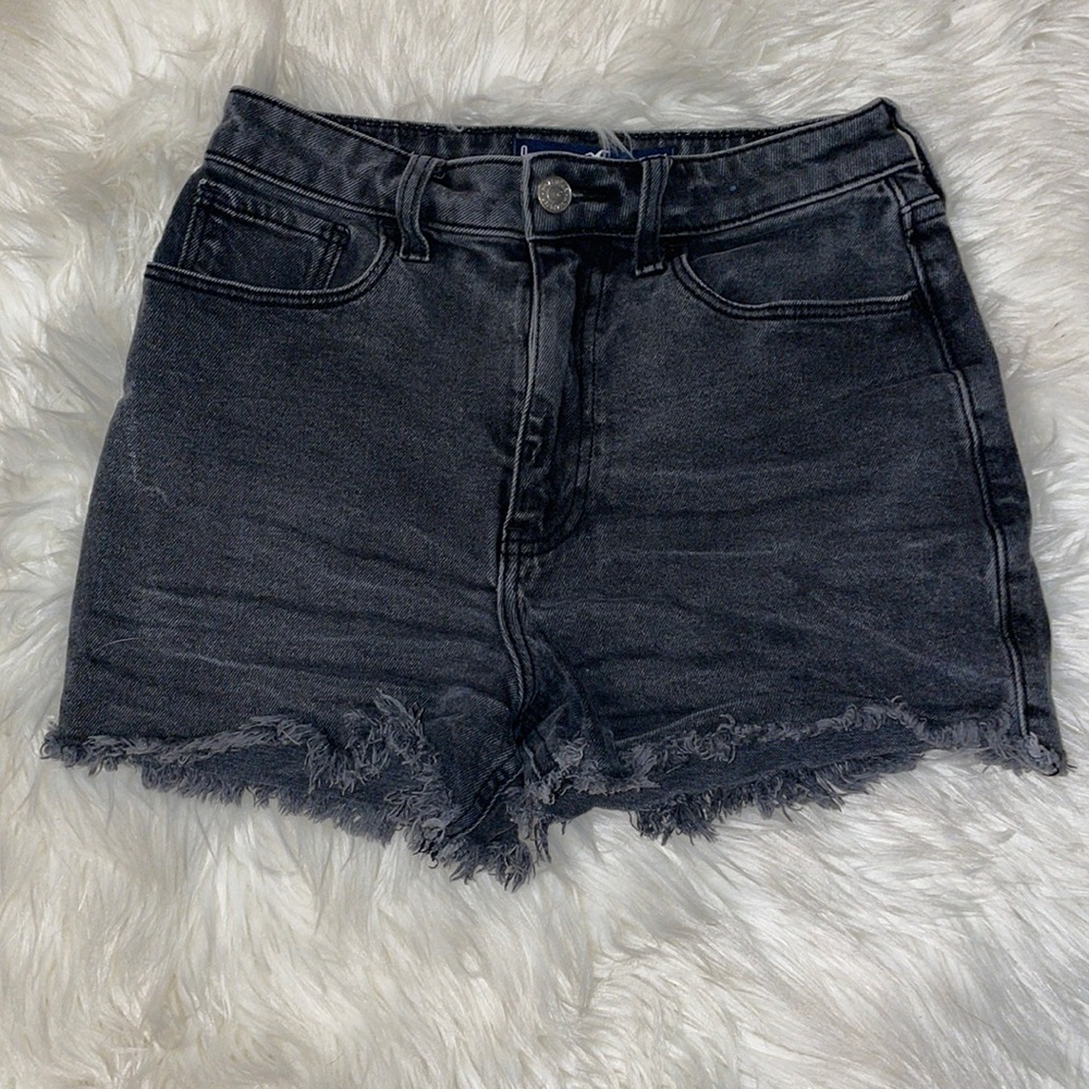 5 for $25🎈 Hollister ultra hi-rise mom shorts